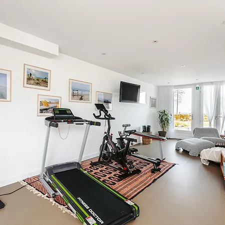 Les Pins, Vue Apartament