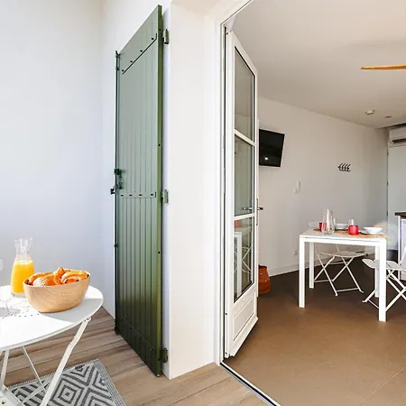 Apartament Les Pins, Vue