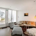 Les Pins, House